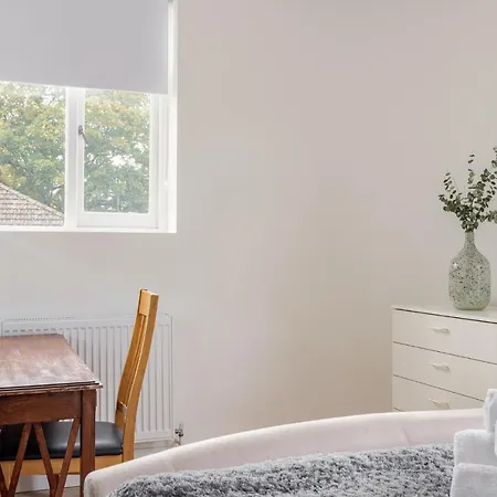 Kensington High Street Apartments Лондон Экстерьер фото
