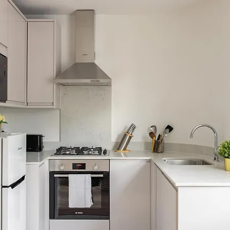 Kensington High Street Apartments Лондон Экстерьер фото